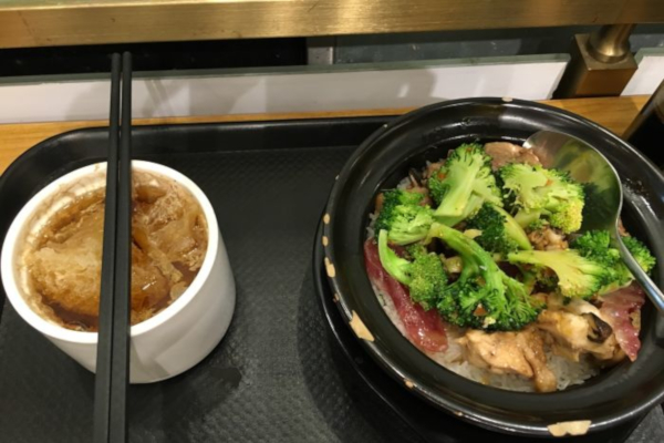 铭记煲仔饭加盟店