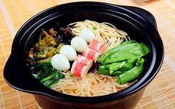 恒信过桥米线加盟店