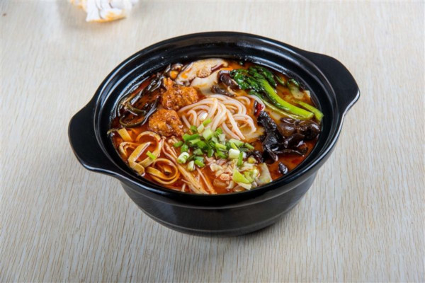 食林外传砂锅米线加盟费