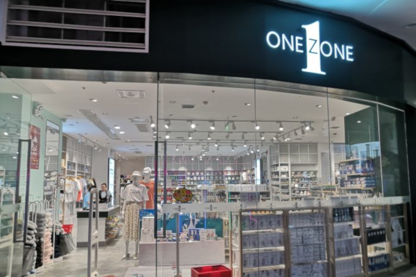 ONEZONE生活时尚百货加盟店