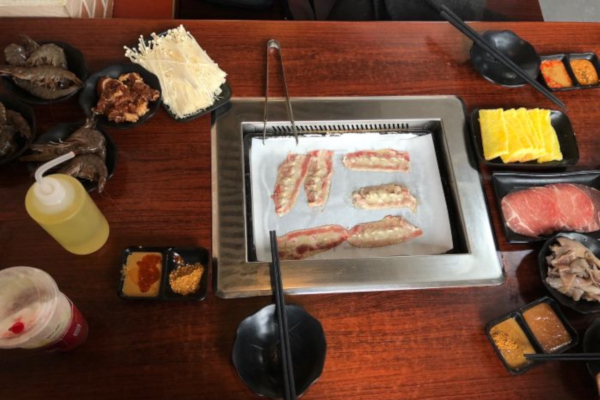 金舰自助烤肉加盟店