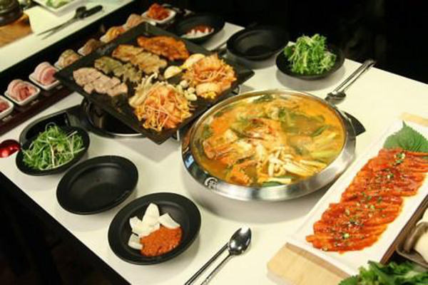 八色韩式烤肉加盟