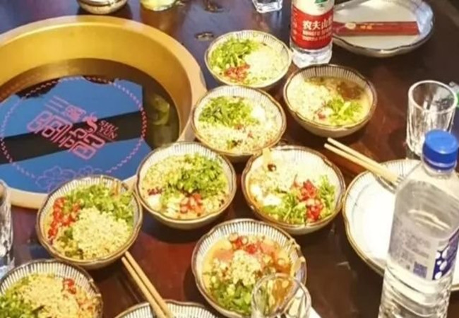 前男友的火锅店加盟费