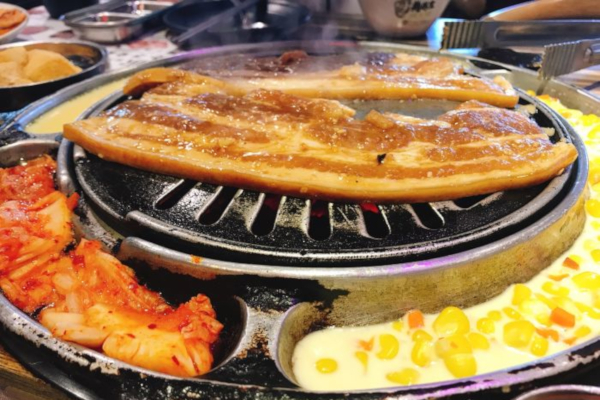 首尔朴宝炭火烤肉加盟