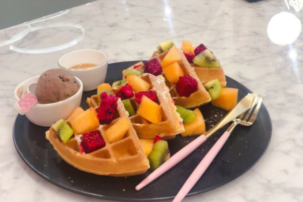 粒粒堡亲子餐厅加盟店