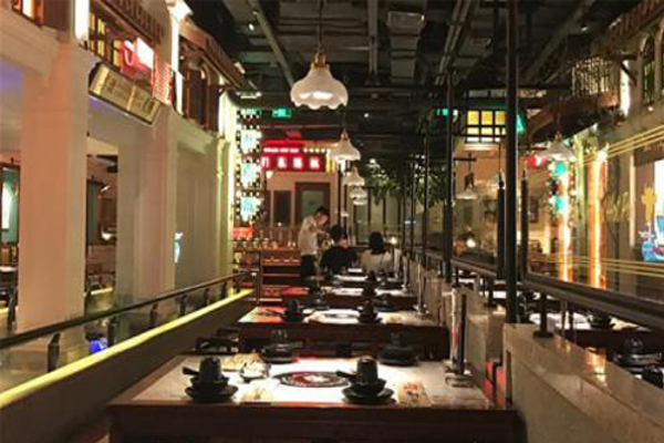 左庭右院鲜牛肉火锅店加盟