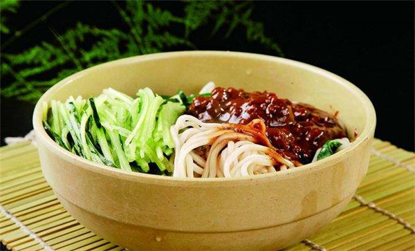 特色炸酱面加盟店