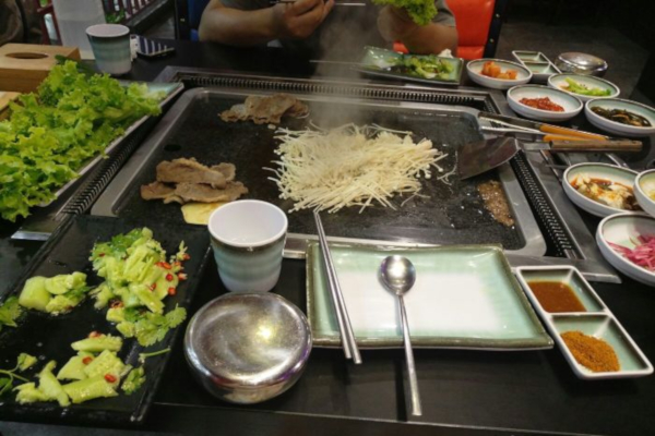 牛先生韩式烤肉