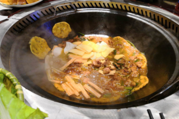 鲁员外地锅鸡地锅鱼加盟费