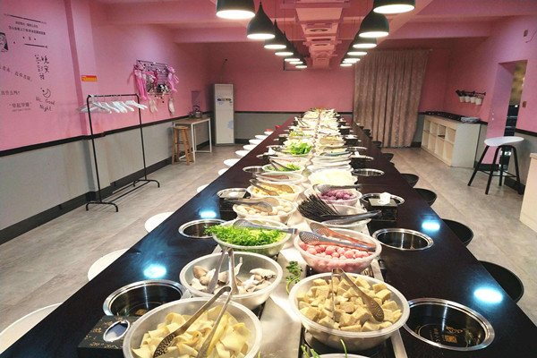 食空隧道旋转自助火锅加盟费