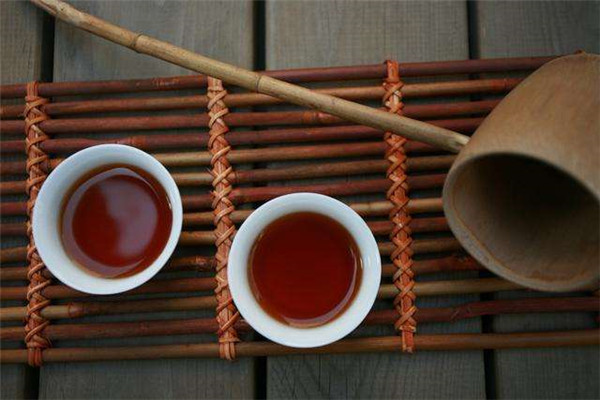 山中茶奶茶加盟店
