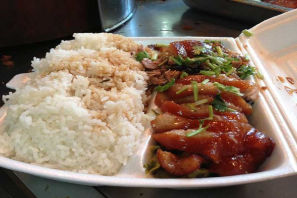 灶物卤儿饭加盟店