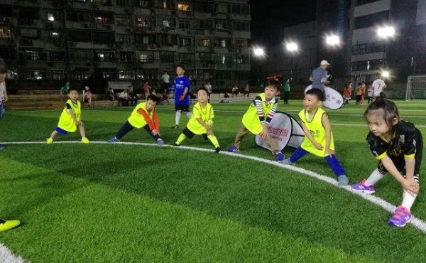 超越少儿足球俱乐部加盟费