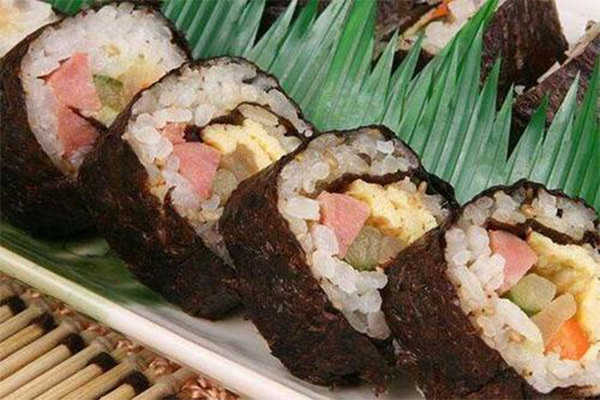 鱼日寿司加盟