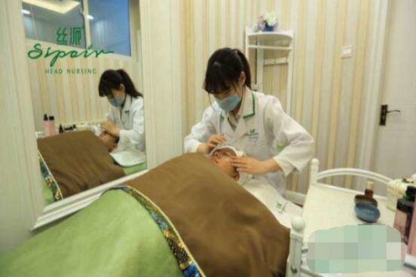 丝派养发馆加盟