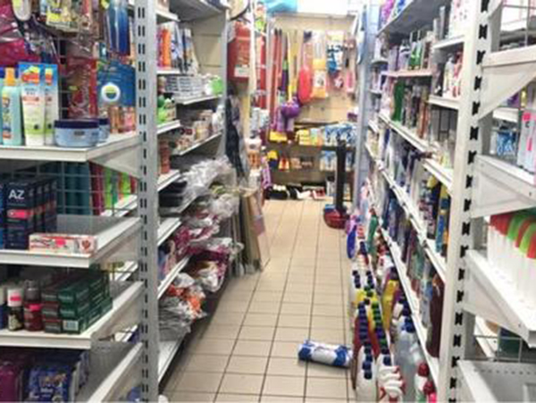 小型百货店加盟门店