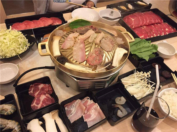 自助火锅烤肉加盟店