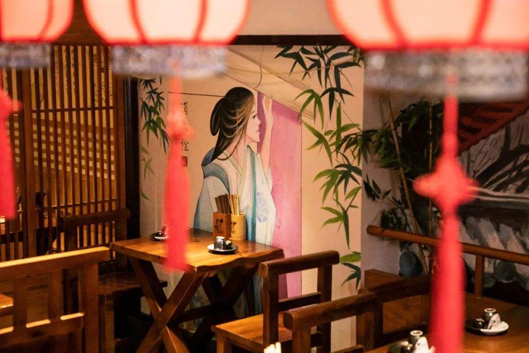 繁醉花亭小酒馆加盟费