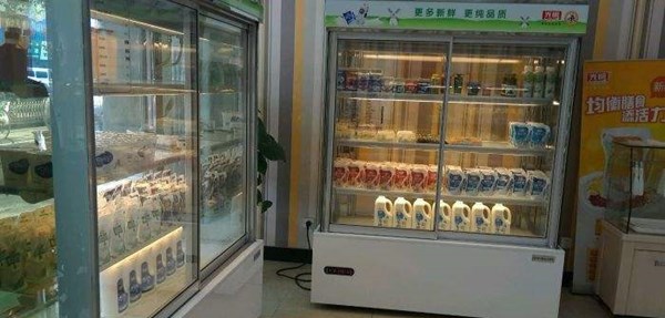 光明真鲜奶吧加盟店