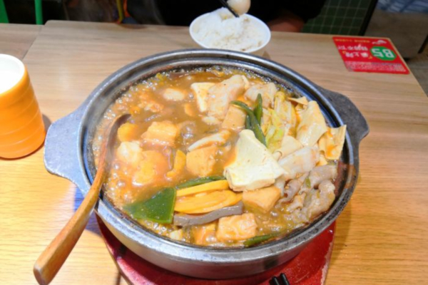 喜辣屋小鸡小鱼加盟费