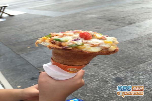 微萨手握披萨加盟
