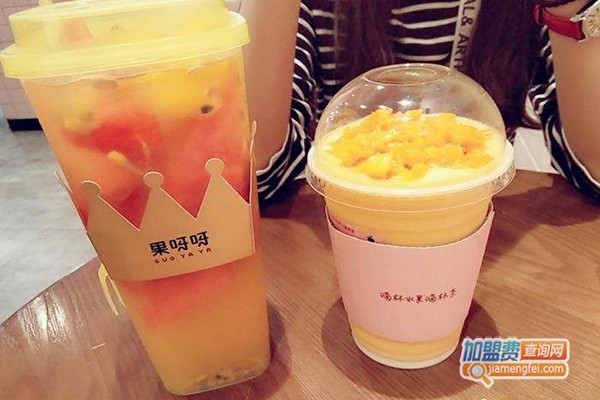 果呀呀奶茶加盟