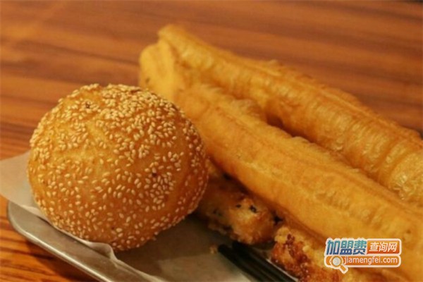 嗲来兮大饼油条加盟费