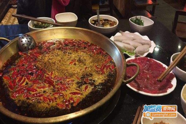 俏媳妇火锅加盟费