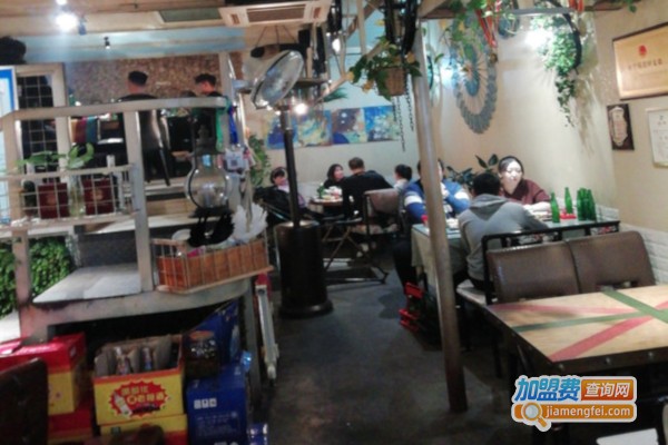 车棚里有酒有肉加盟店