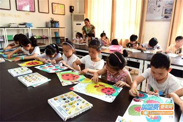 小孩兴趣班加盟费