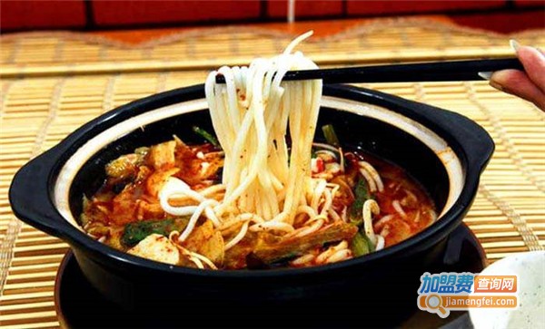 蜀王砂锅米线加盟店