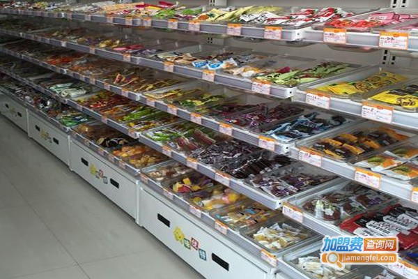 笨笨熊休闲零食加盟门店