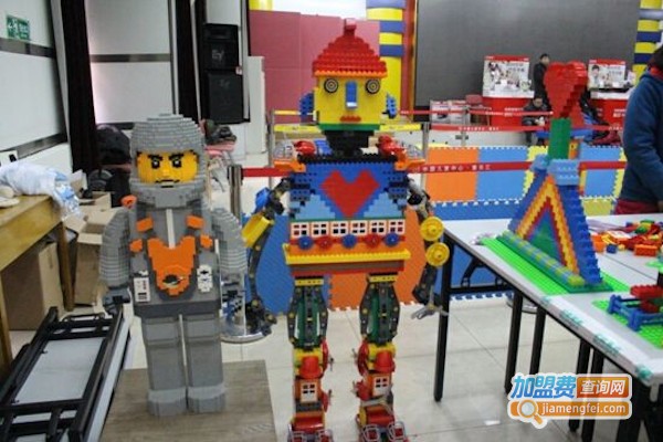 儿童机器人课程加盟