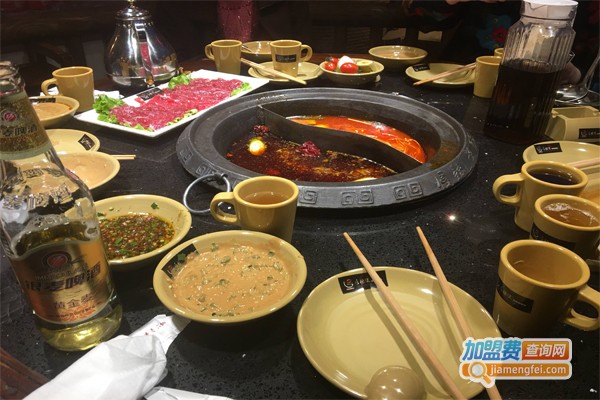 辣吃老火锅加盟门店