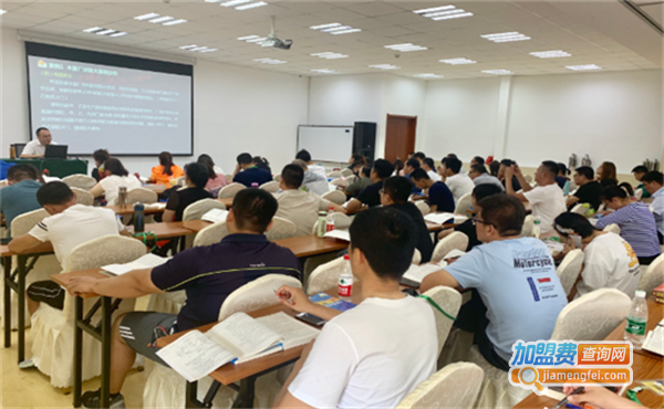 小海象科学教育加盟店