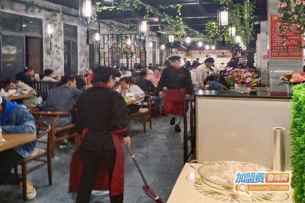市井自助火锅加盟门店