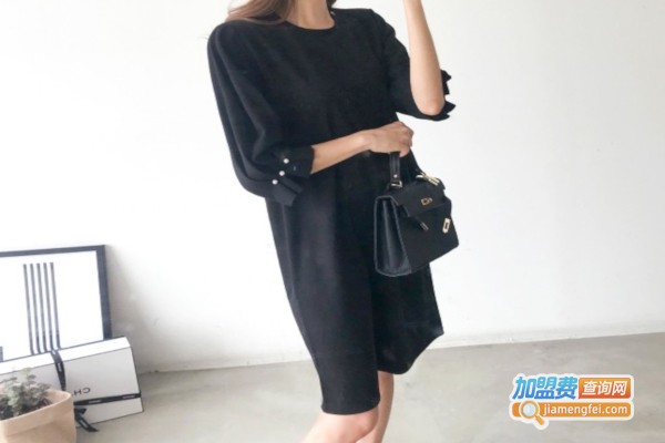 中档品牌女装店加盟费