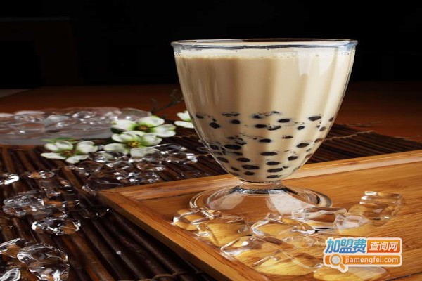 品牌奶茶连锁加盟费