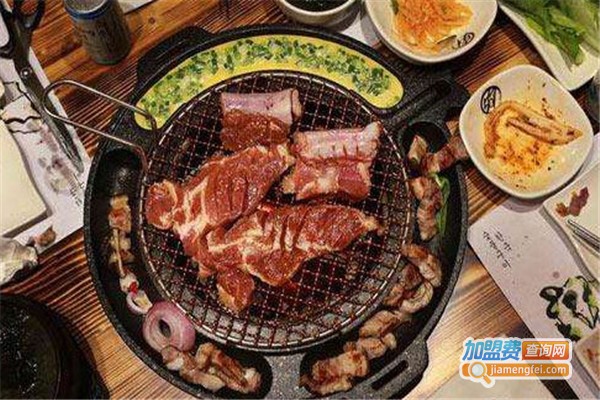 火火炭火烤肉加盟费