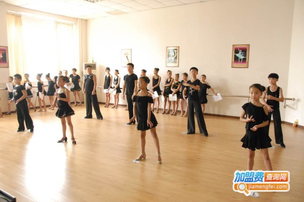 拉丁舞培训学校加盟
