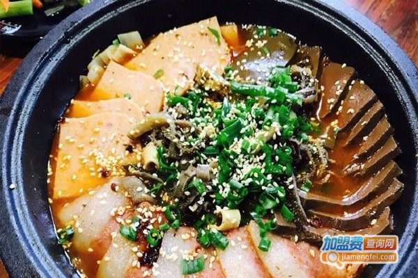焖菜青年焖锅加盟门店