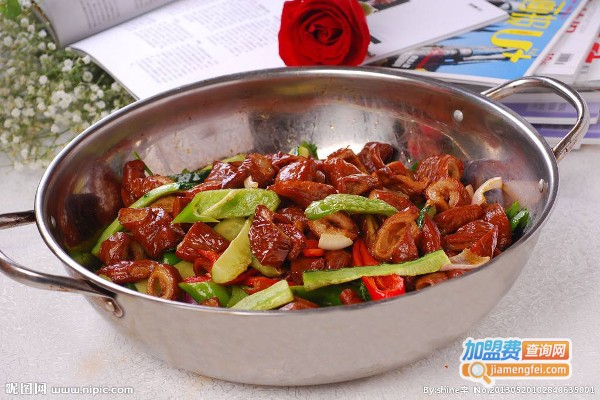 辛小牛·干锅煎肉饭加盟费