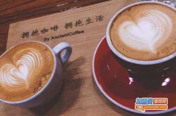 HUG ！COFFEE加盟费