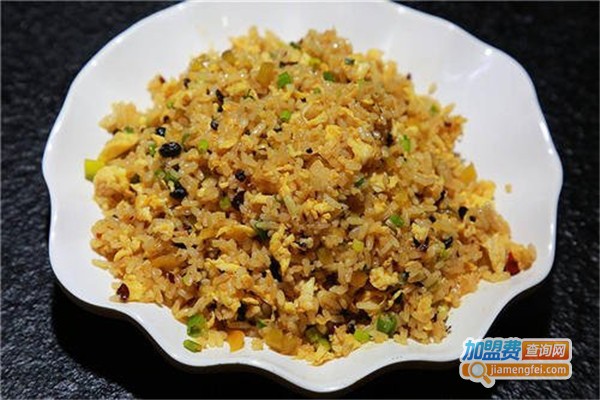 就饱了炒饭卤味简餐加盟费