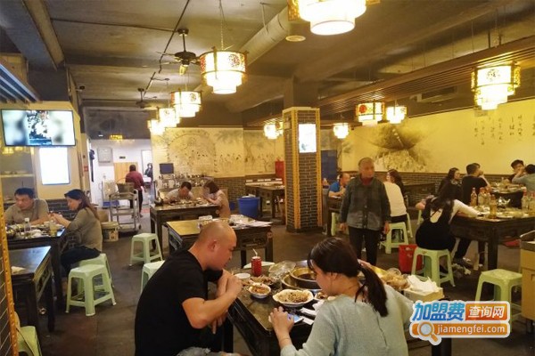 曾老幺洞子鲫鱼加盟门店
