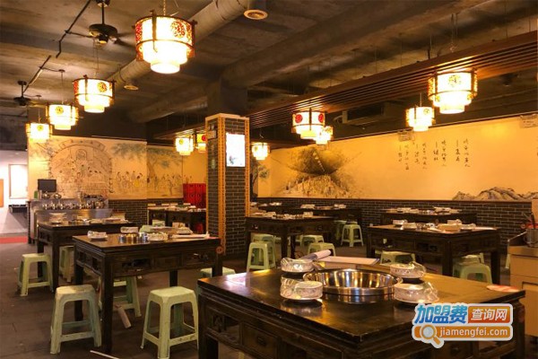 曾老幺洞子鲫鱼加盟门店