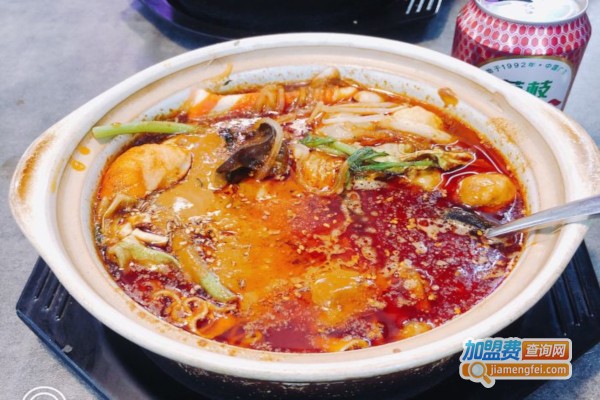 鑫洪福砂锅麻辣烫加盟店
