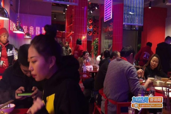 来两根脆鸭肠火锅加盟费