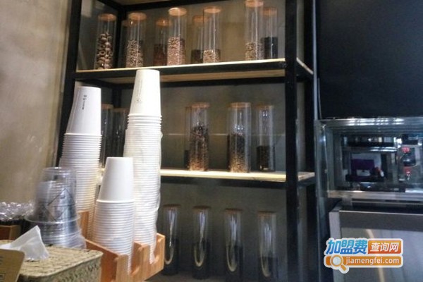 鹿鹿茶加盟门店