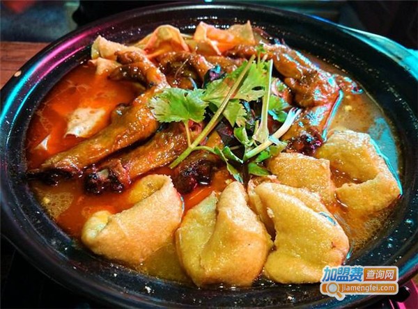 老表记灌汤鸭脚煲